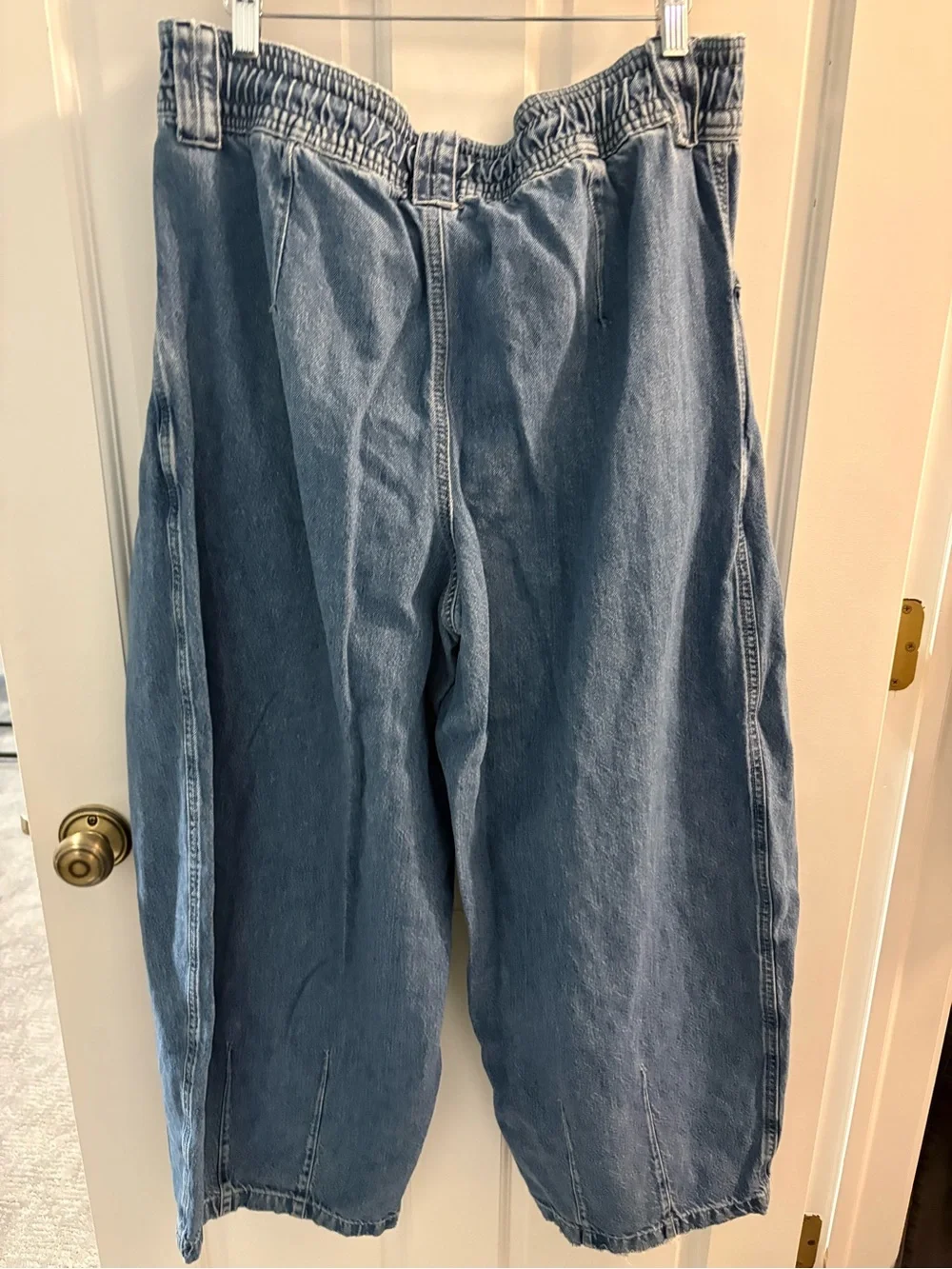Free people Margo pull on barrel jeans